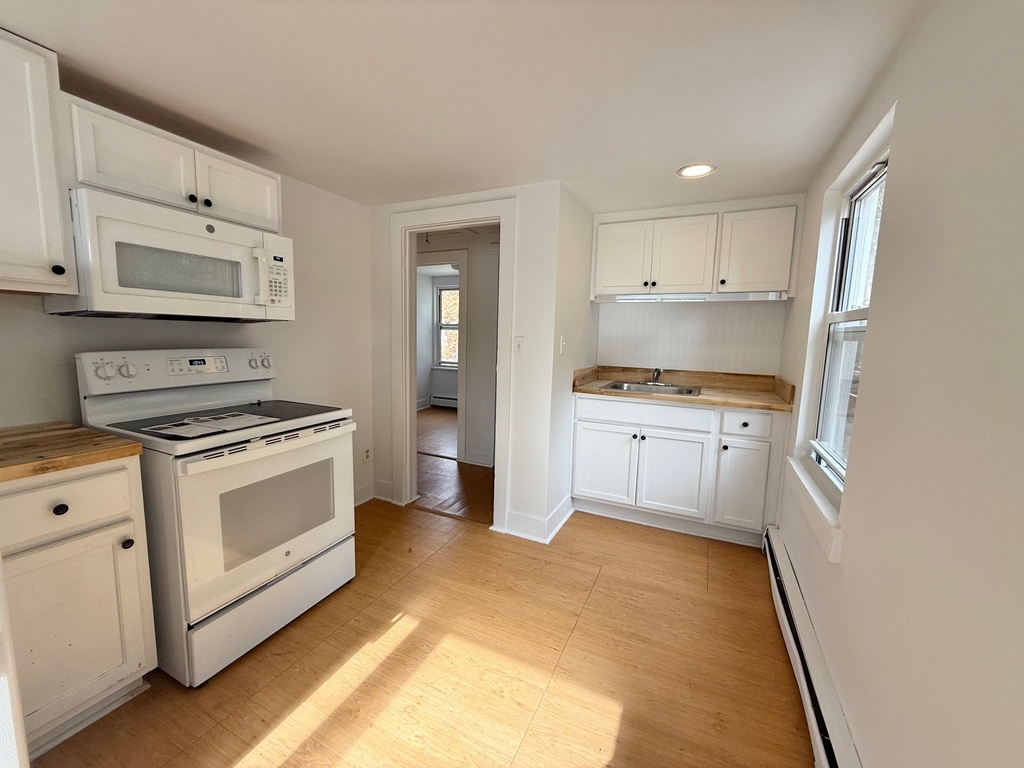 261 Hillside Avenue - Photo 7