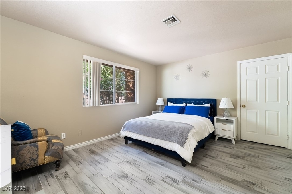 724 N Fogg Street - Photo 27