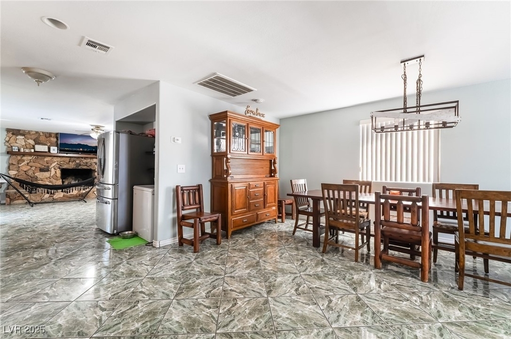 724 N Fogg Street - Photo 17