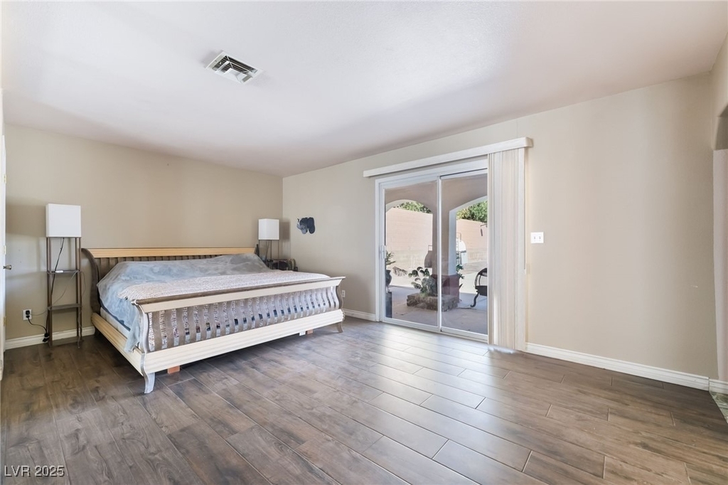 724 N Fogg Street - Photo 22