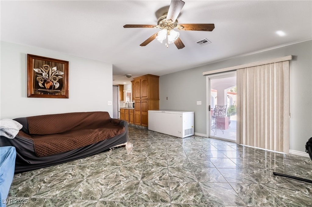 724 N Fogg Street - Photo 21