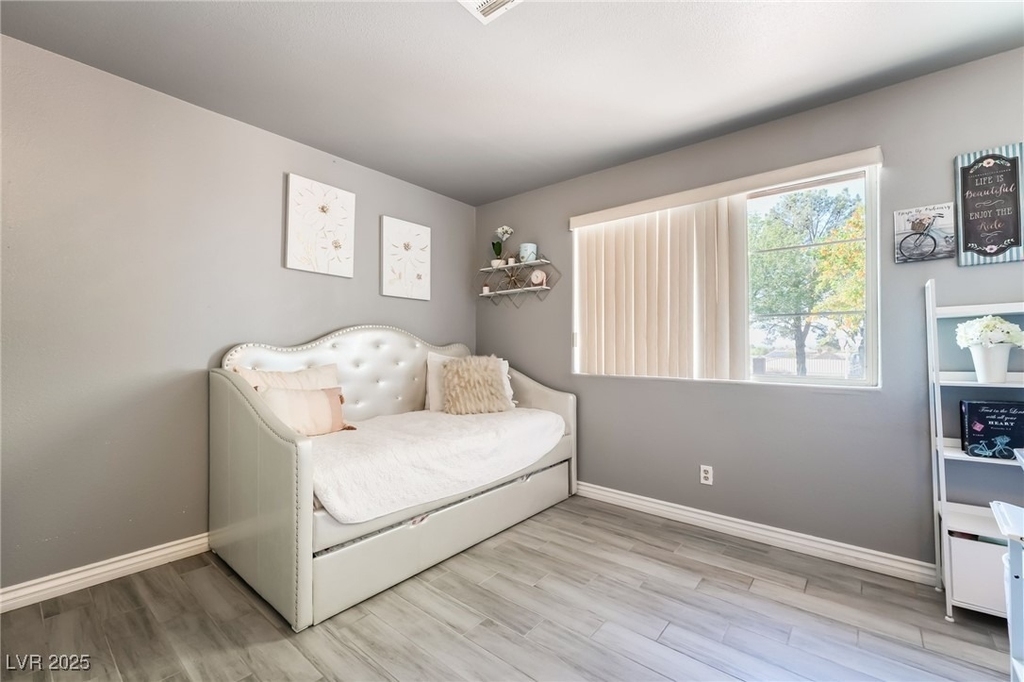 724 N Fogg Street - Photo 31