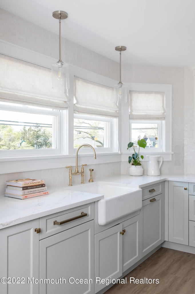 76 Bridge Avenue - Photo 1