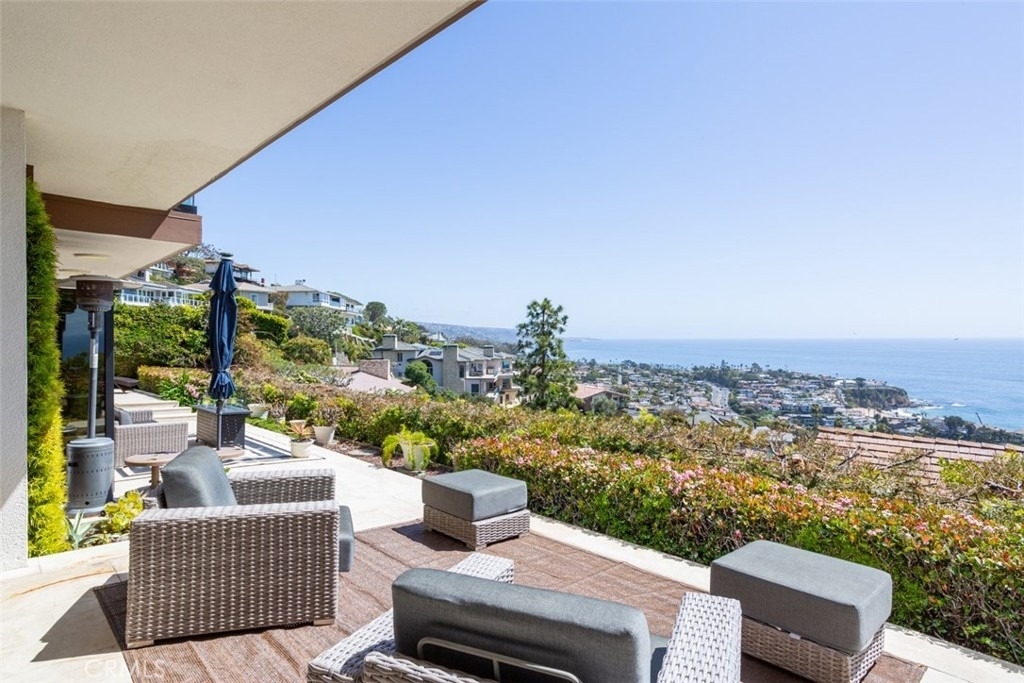 1401 Emerald Bay - Photo 0