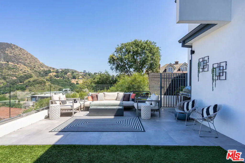 3437 Troy Drive - Photo 42
