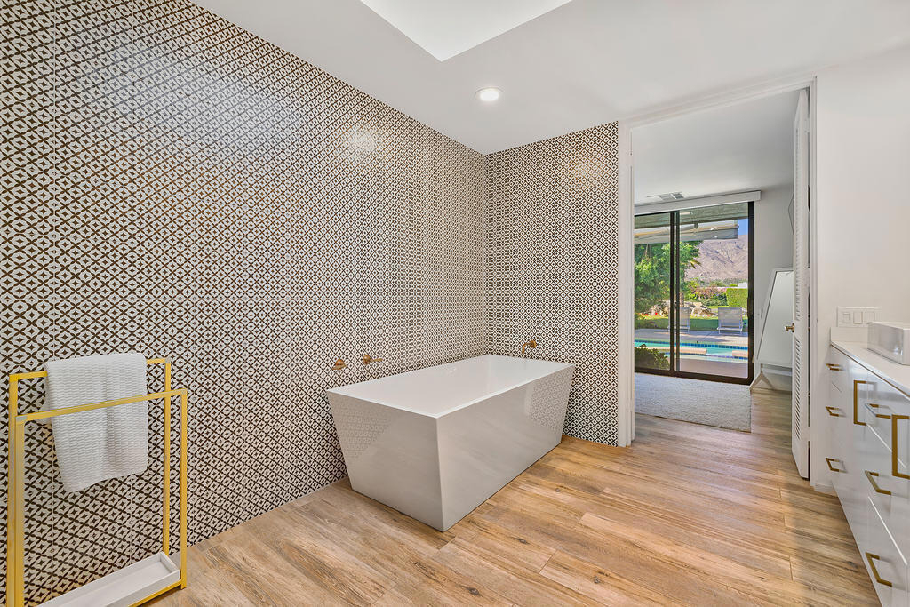 12 Sussex Court - Photo 12