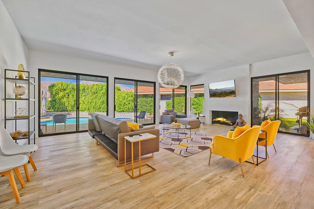12 Sussex Court - Photo 2