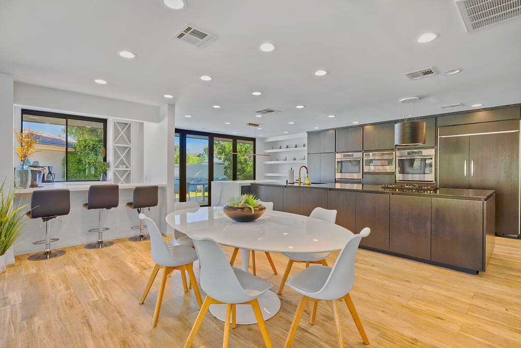 12 Sussex Court - Photo 5