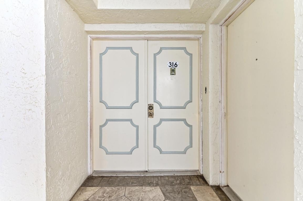6768 10th Avenue N - Photo 36