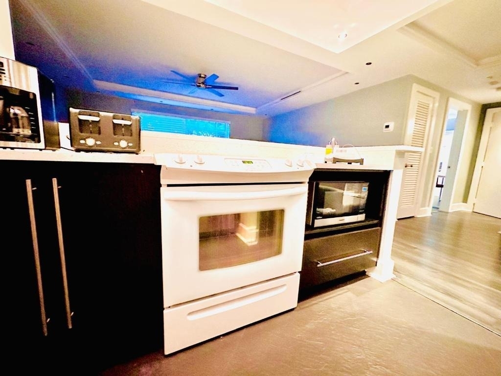 2424 Ne 9th Street - Photo 4