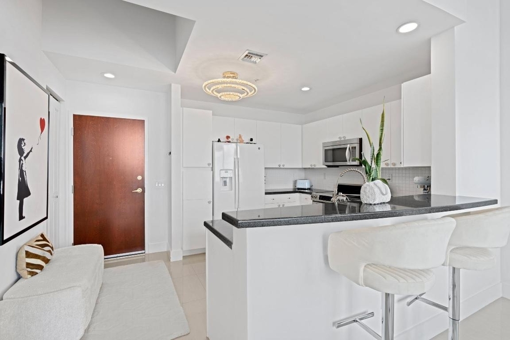 300 S Australian Avenue - Photo 7