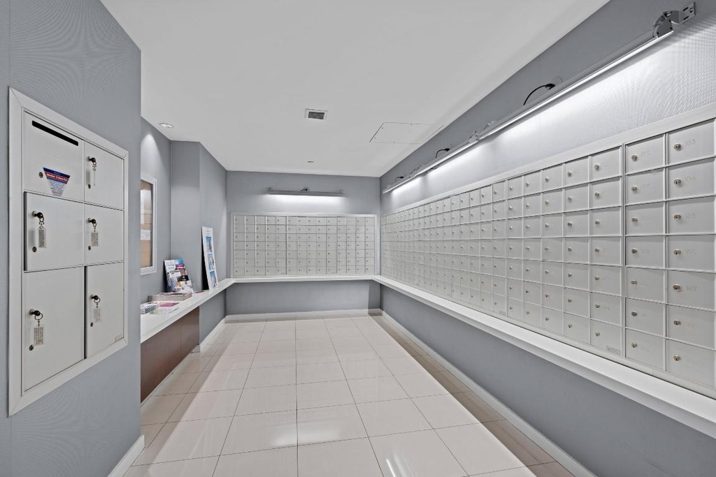 300 S Australian Avenue - Photo 22