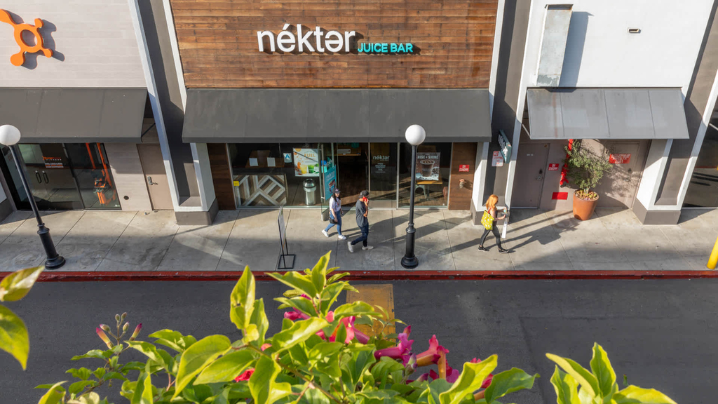 4920 Van Nuys Blvd - Photo 16