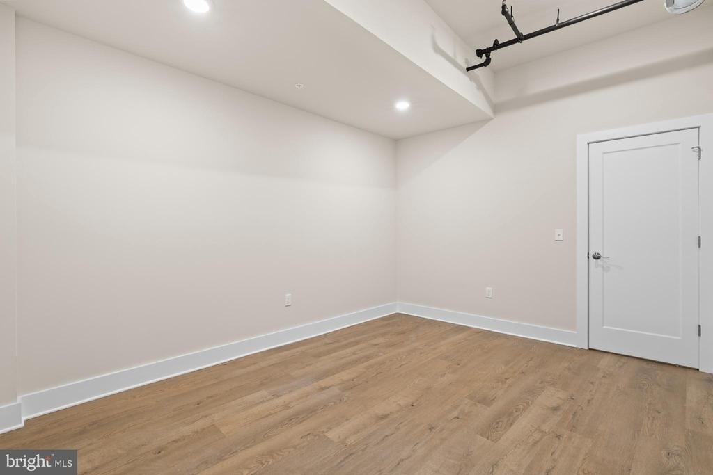 30 W Broad Street - Photo 26