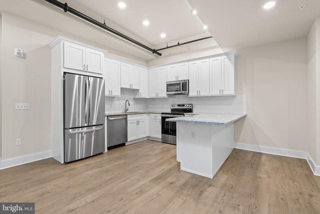 30 W Broad Street - Photo 18
