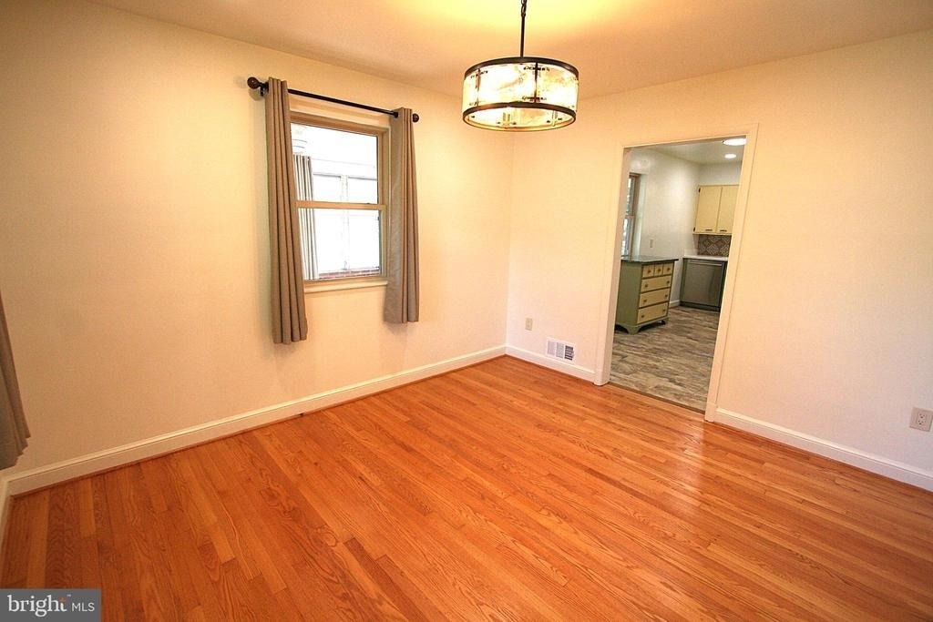 10104 Towhee Avenue - Photo 12