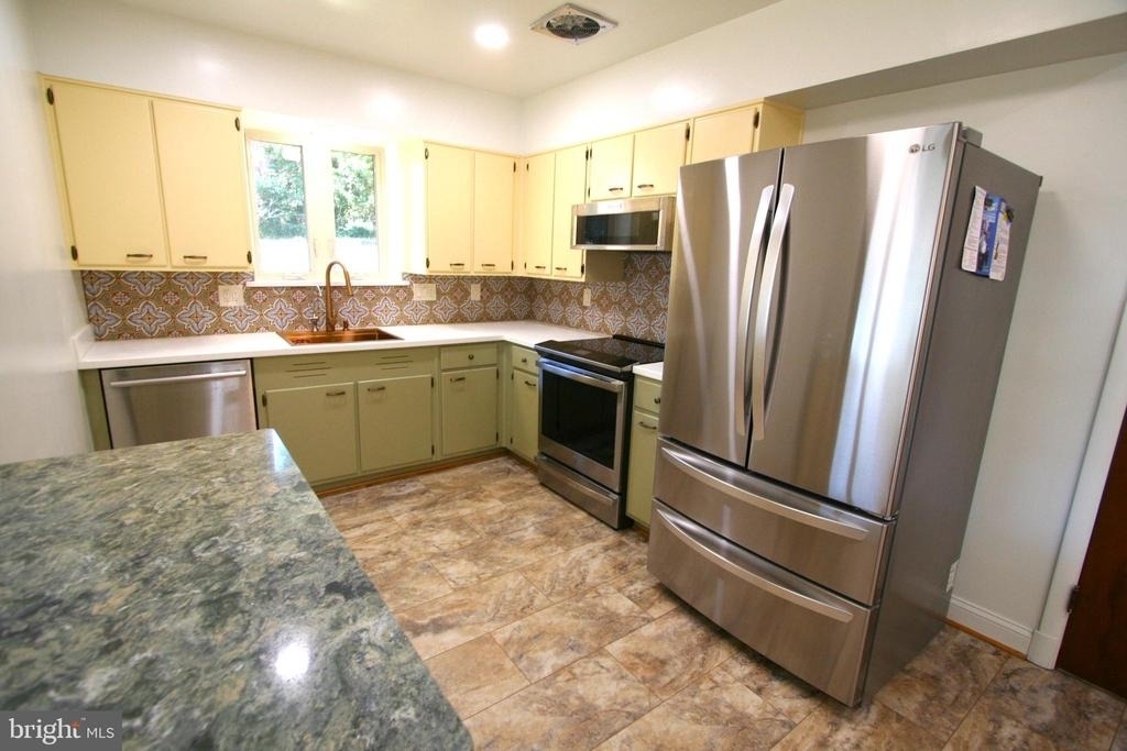 10104 Towhee Avenue - Photo 14