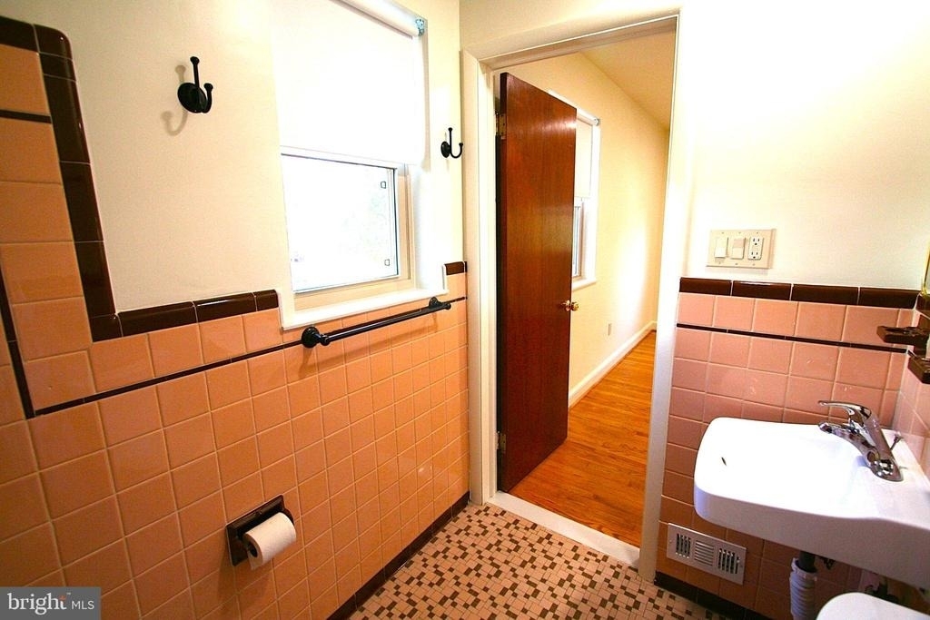 10104 Towhee Avenue - Photo 22
