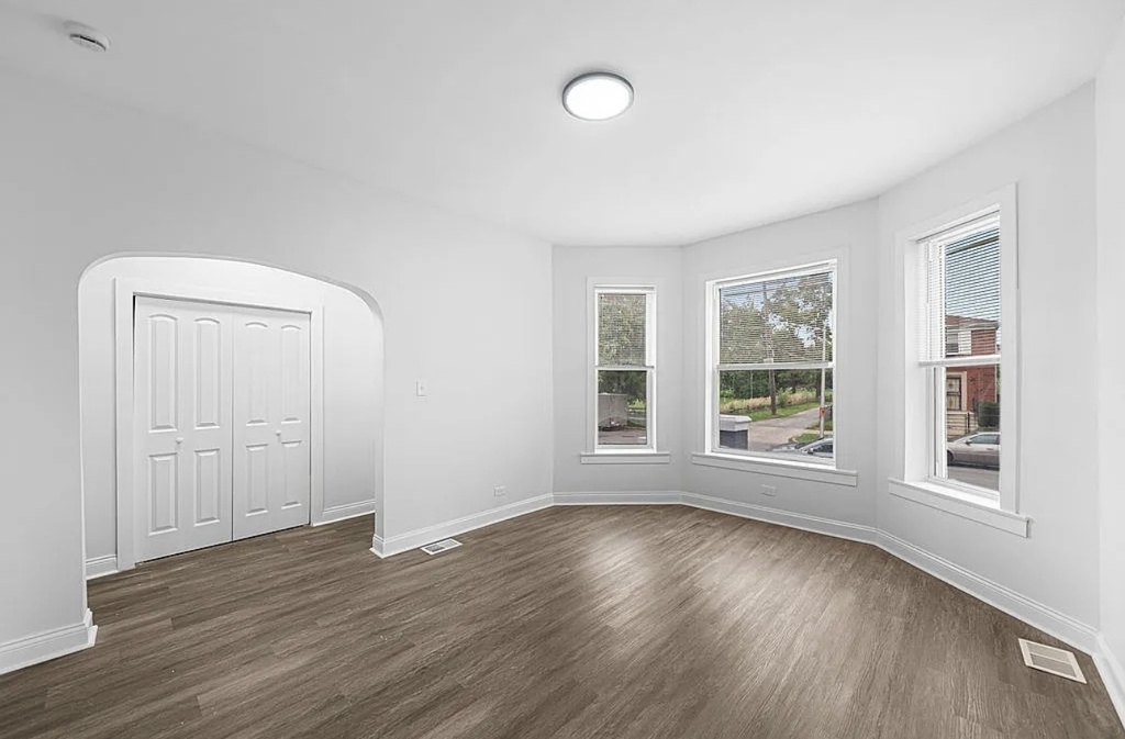 7912 S Ada Street - Photo 1