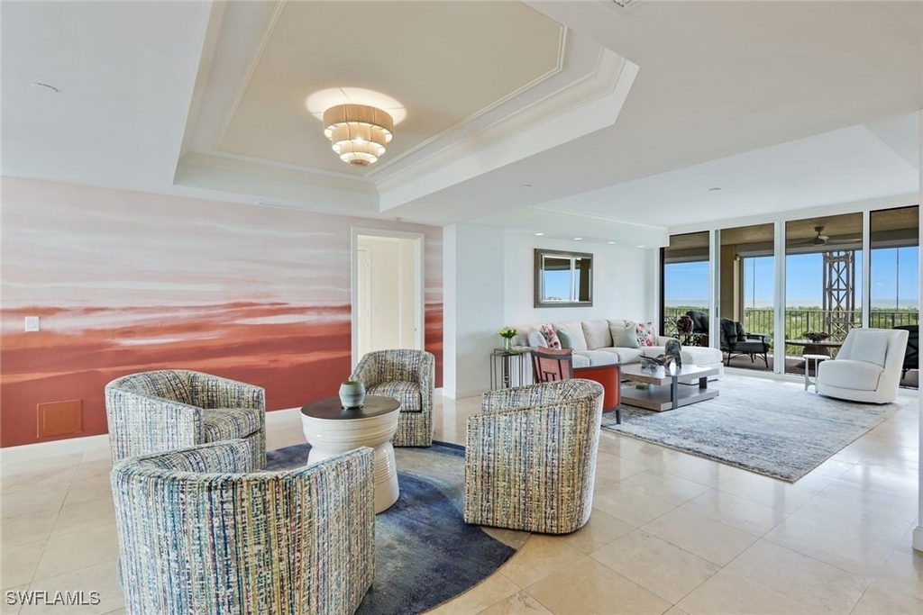 6597 Nicholas Boulevard - Photo 4
