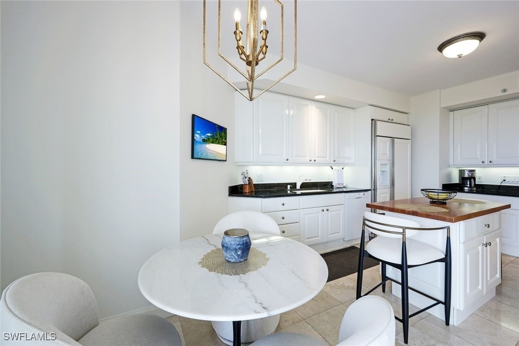 6597 Nicholas Boulevard - Photo 14