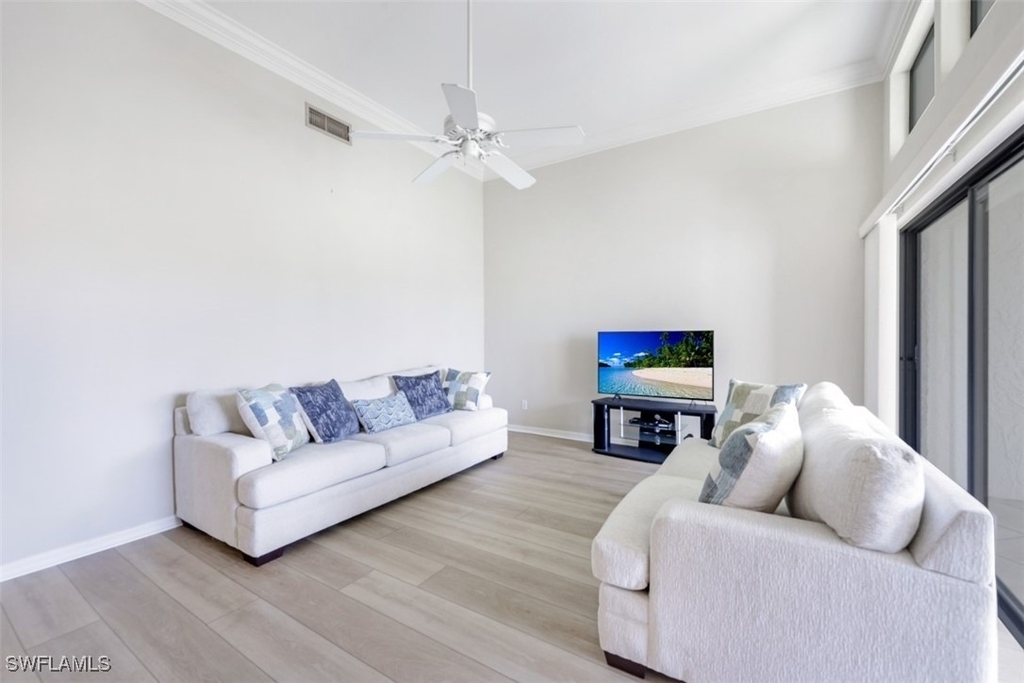 6525 Valen Way - Photo 6