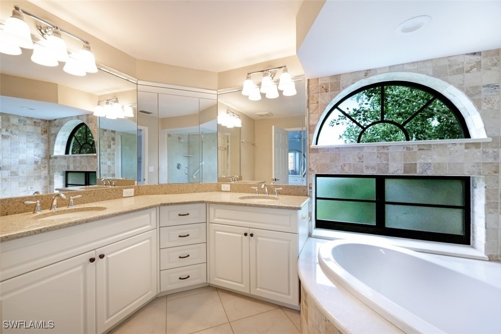 6525 Valen Way - Photo 5