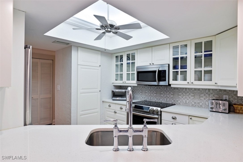 5897 Chanteclair Drive - Photo 13