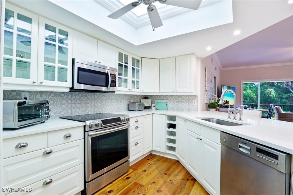 5897 Chanteclair Drive - Photo 1