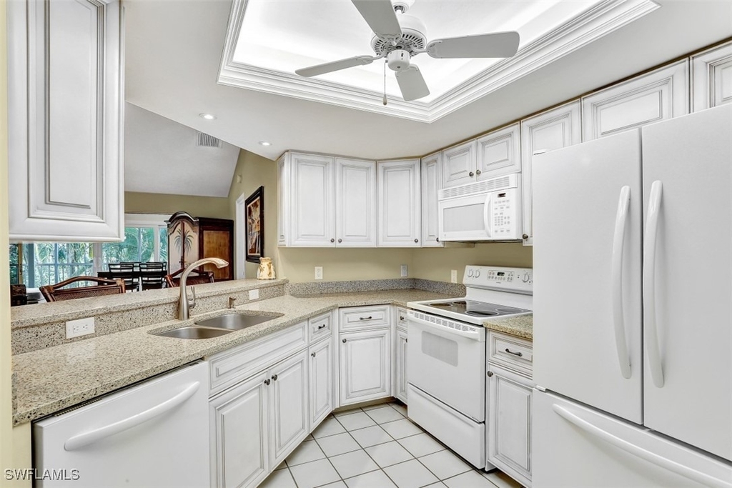 5899 Chanteclair Drive - Photo 3