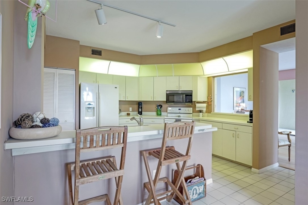 6500 Valen Way - Photo 9