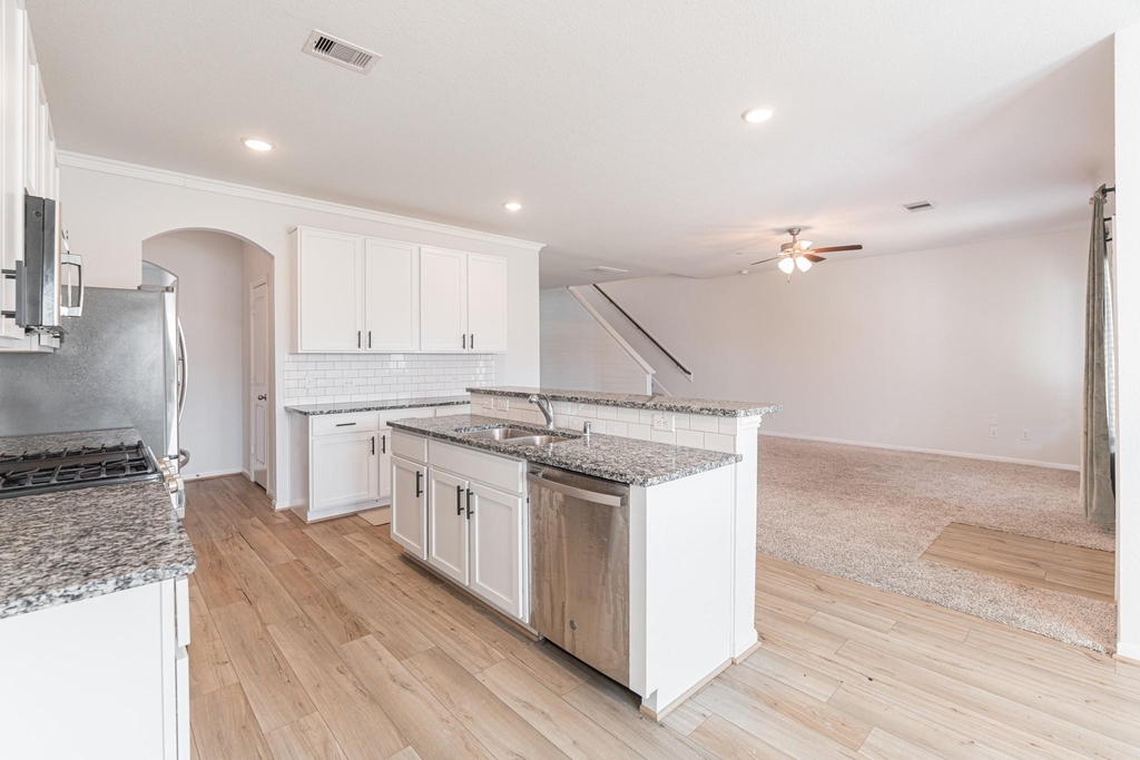 1123 Magnolia Branch Lane - Photo 17