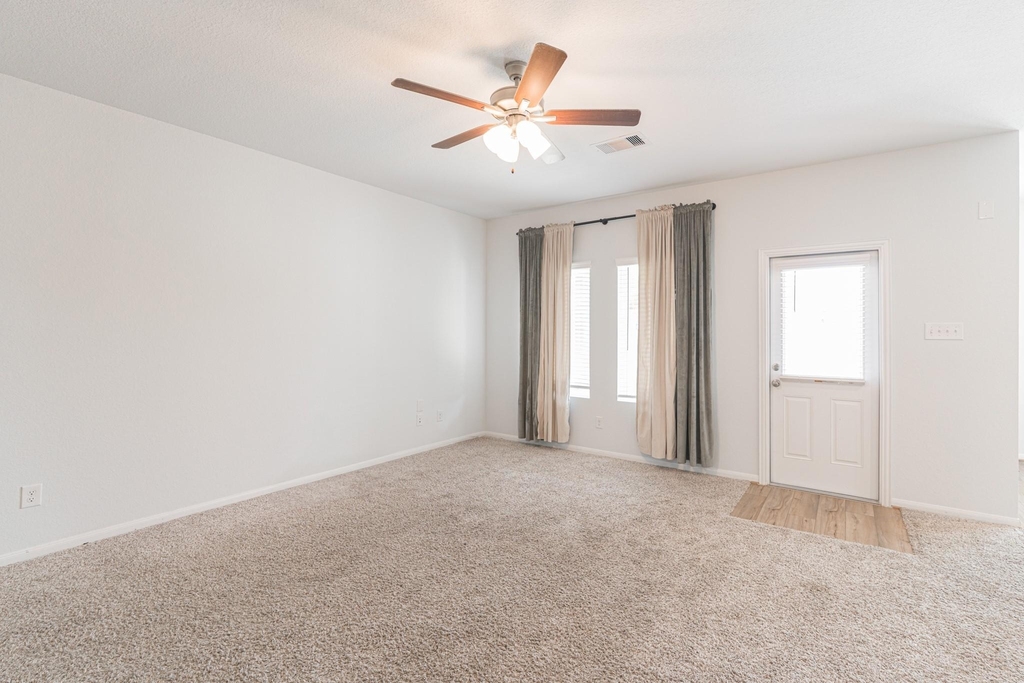 1123 Magnolia Branch Lane - Photo 12