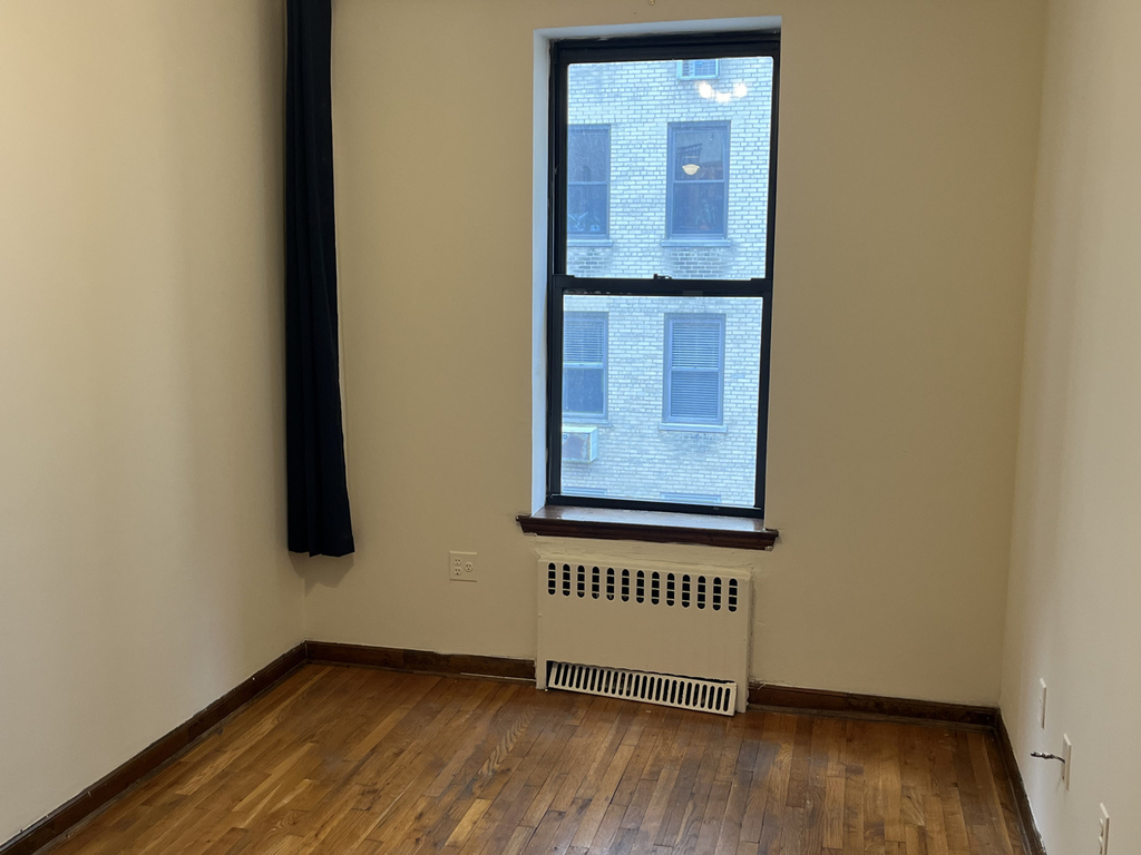 West 80th and Amsterdam - Photo 5