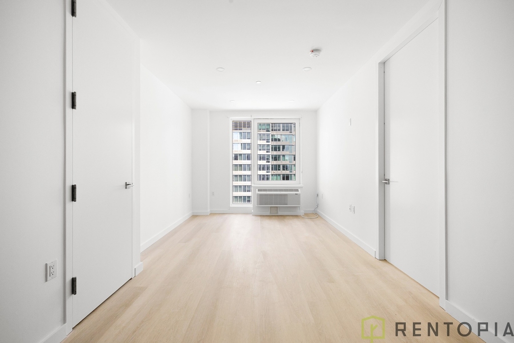 150 Lawrence Street - Photo 6