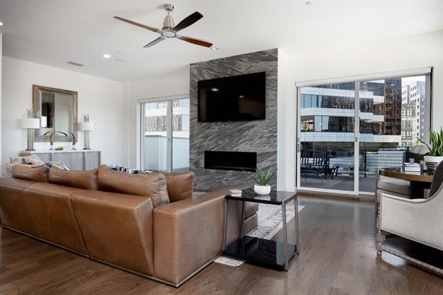 2934 N Hall Street - Photo 4