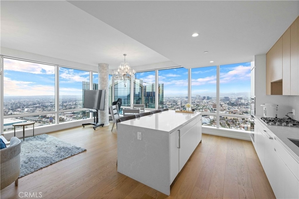 877 Francisco St - Photo 5