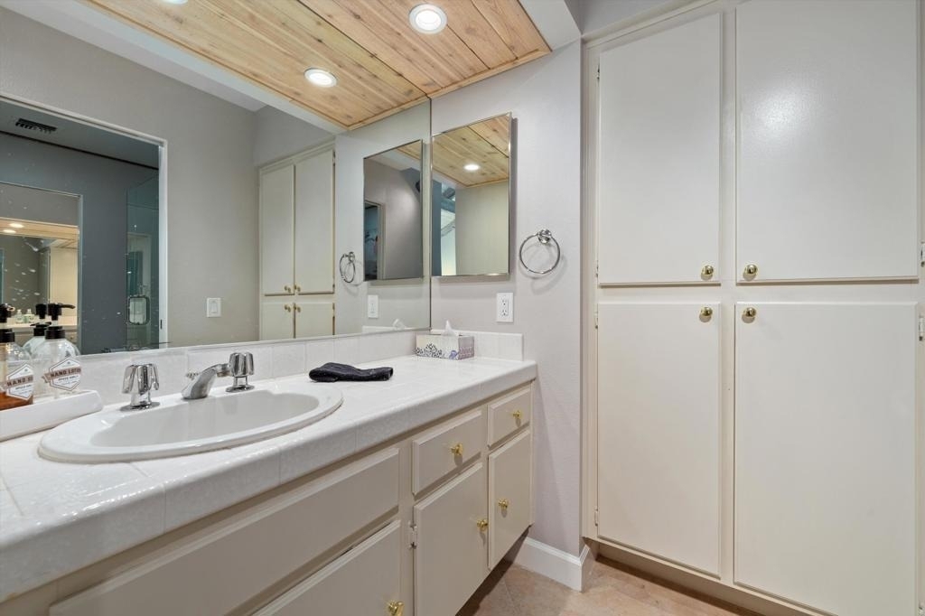 464 Sunningdale Drive - Photo 37