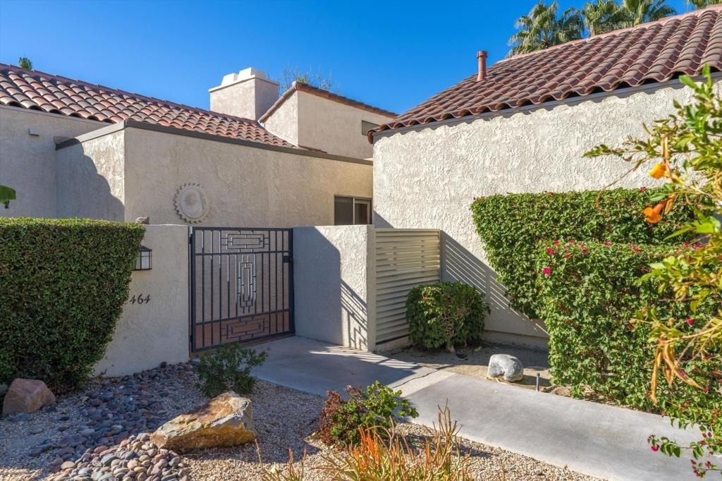 464 Sunningdale Drive - Photo 9