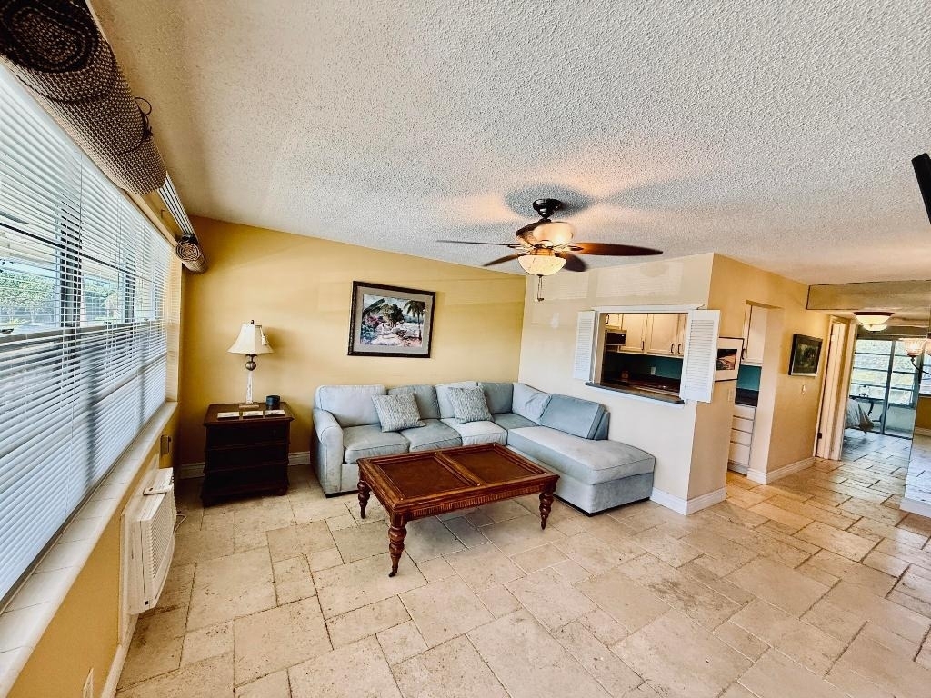 159 Sussex H - Photo 3