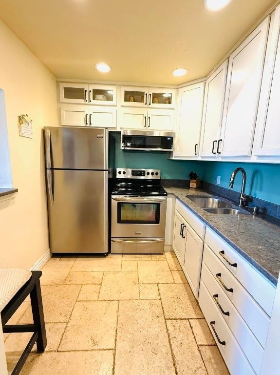 159 Sussex H - Photo 6