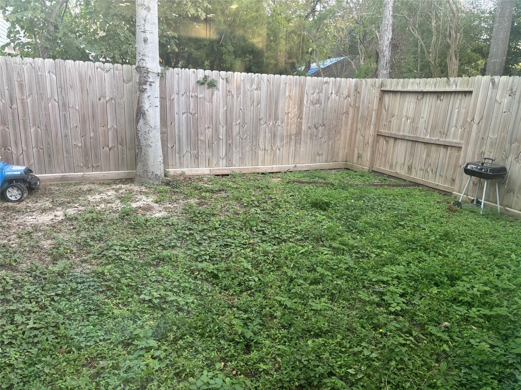 6831 Paris Street - Photo 2