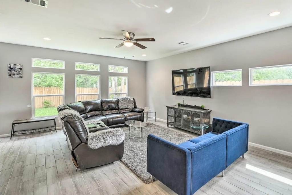 4909 Sunflower Street - Photo 8