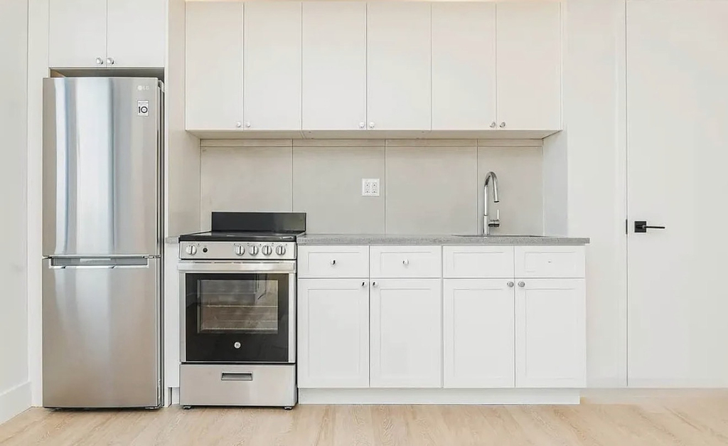 1351 Brooklyn Avenue - Photo 1