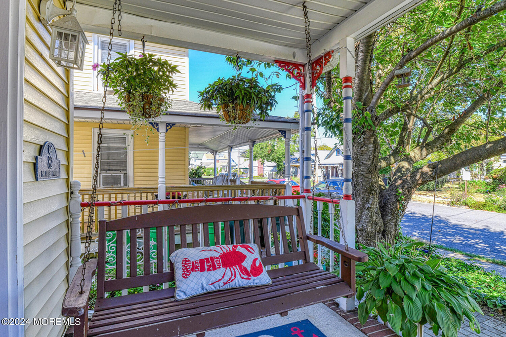82 Inskip Avenue - Photo 2