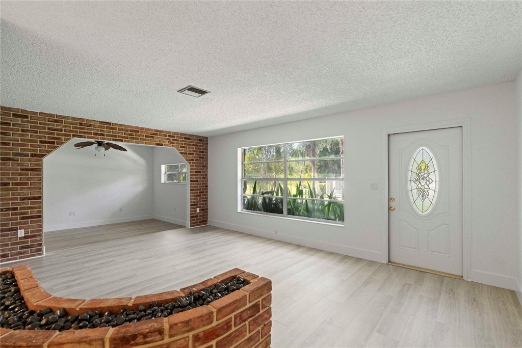 16900 Sw 62nd Street - Photo 11