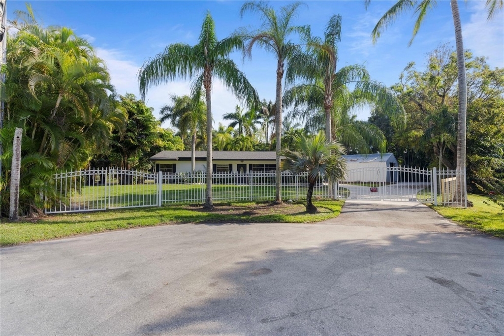 16900 Sw 62nd Street - Photo 39
