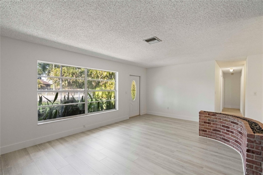 16900 Sw 62nd Street - Photo 13