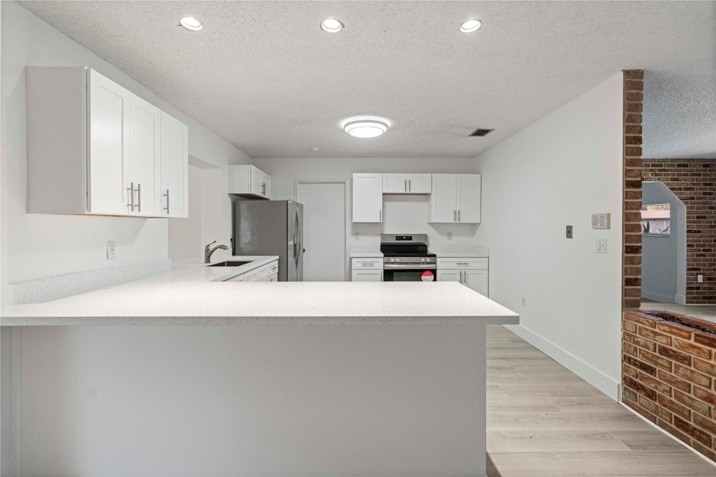 16900 Sw 62nd Street - Photo 16