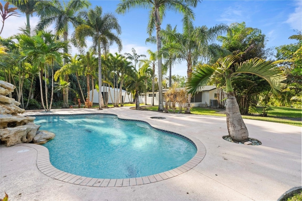 16900 Sw 62nd Street - Photo 6